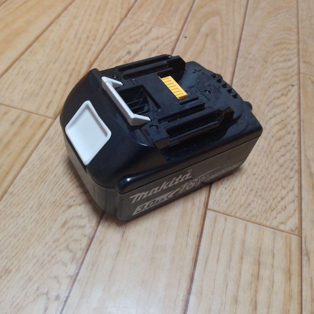 マキタ18V充電式クリーナ　CL181FD 純正バッテリー純正充電器サイクロン付