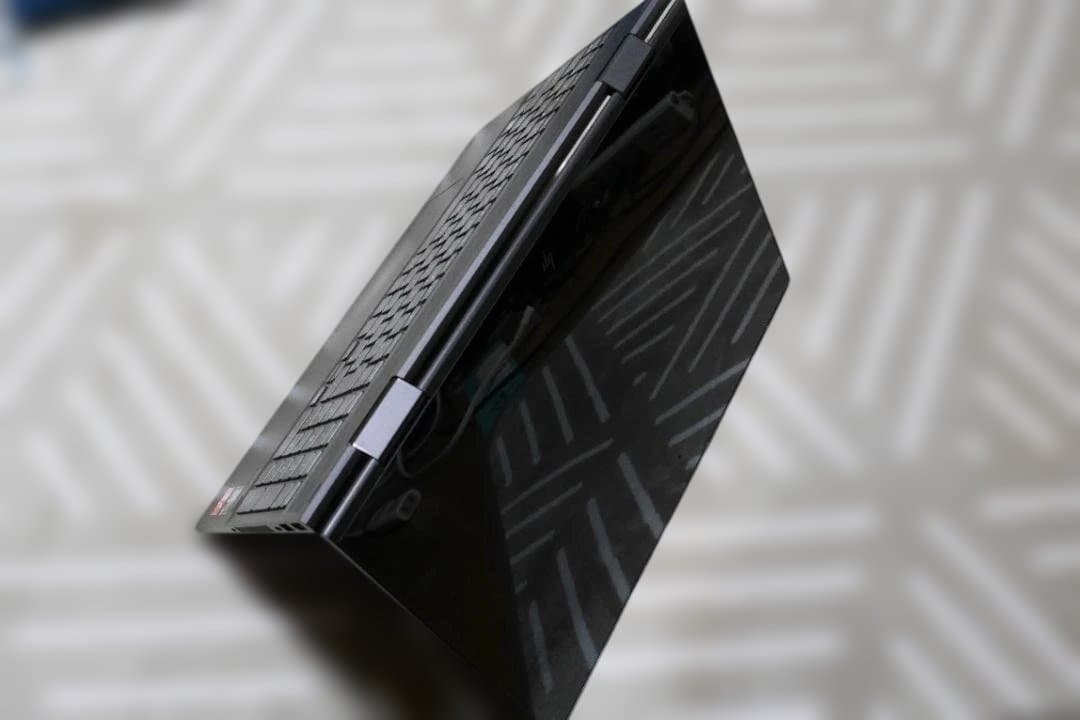 その他ノートPC本体 HP ENVY X360 15-ds0000 15.6\" +TILT PEN