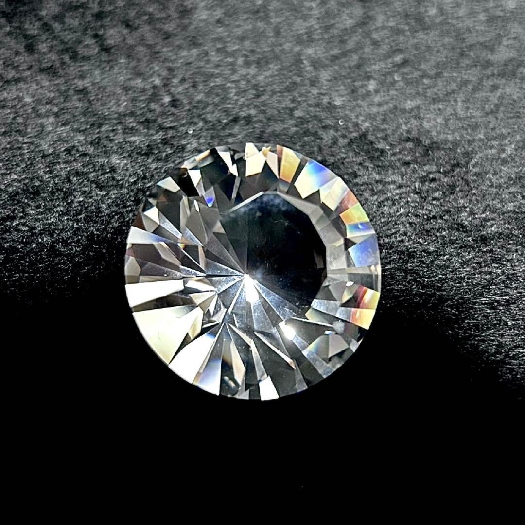 【極美品】SWAROVSKI クリスタル オブジェ 置物 箱付き ダイヤモンド型