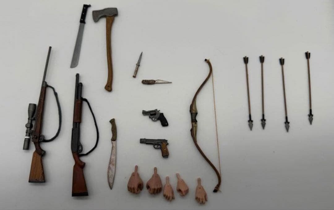 ラストオブアス ジョエル　エリー フィギュア