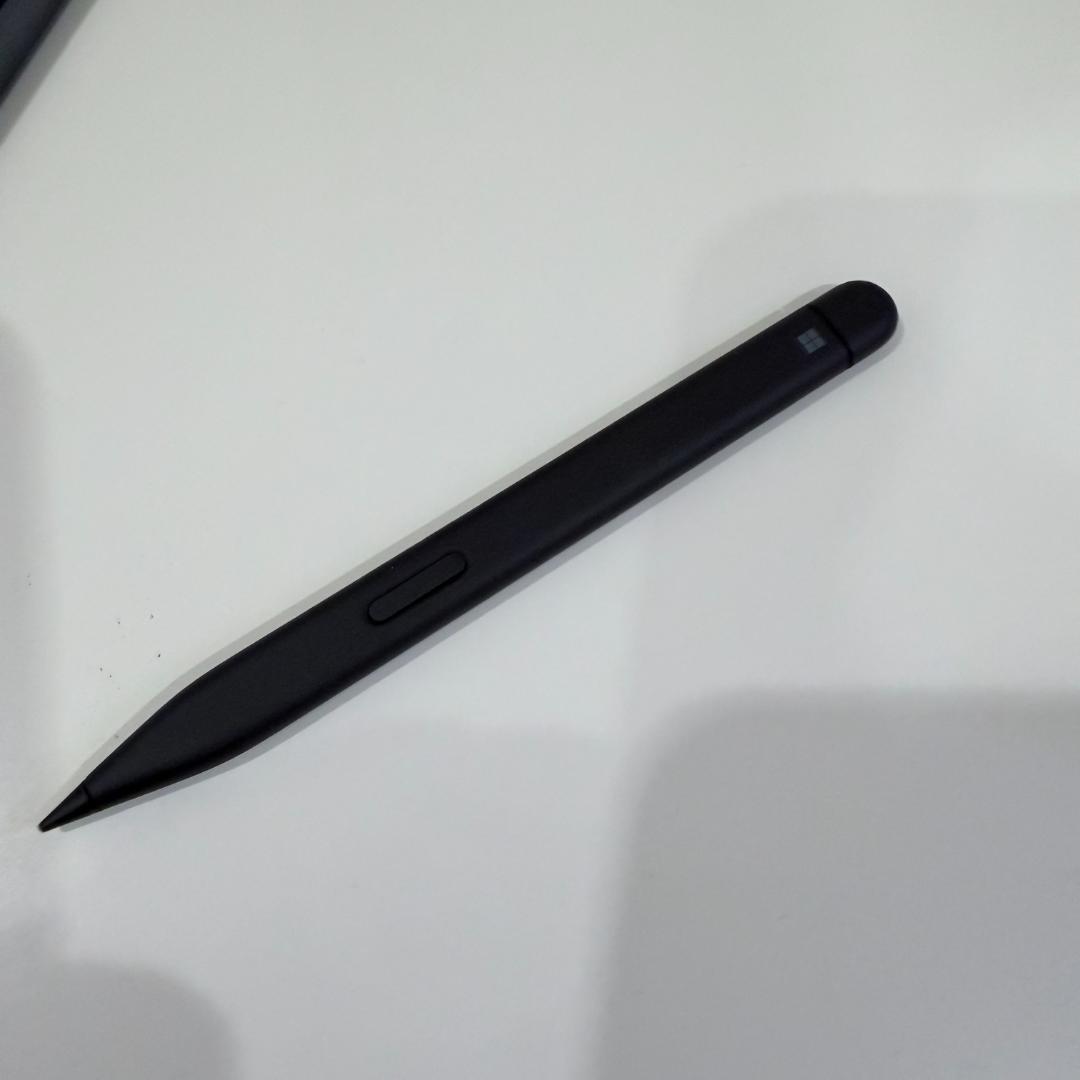 SurfacePro12（純正キーボード・スリムペン付き）512GB