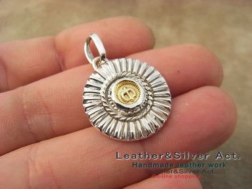 イーグル　ゴールド　ペンダントトップ　ネックレス　ハンドメイド　シルバー925