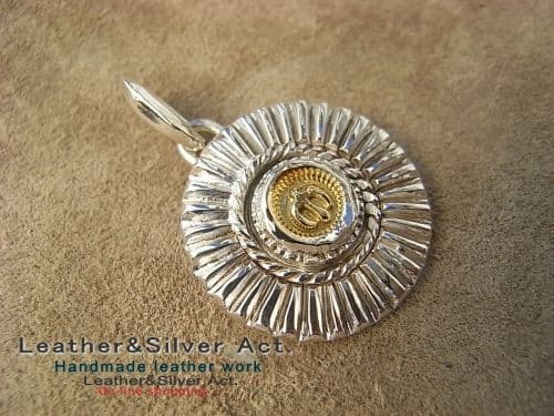 イーグル　ゴールド　ペンダントトップ　ネックレス　ハンドメイド　シルバー925