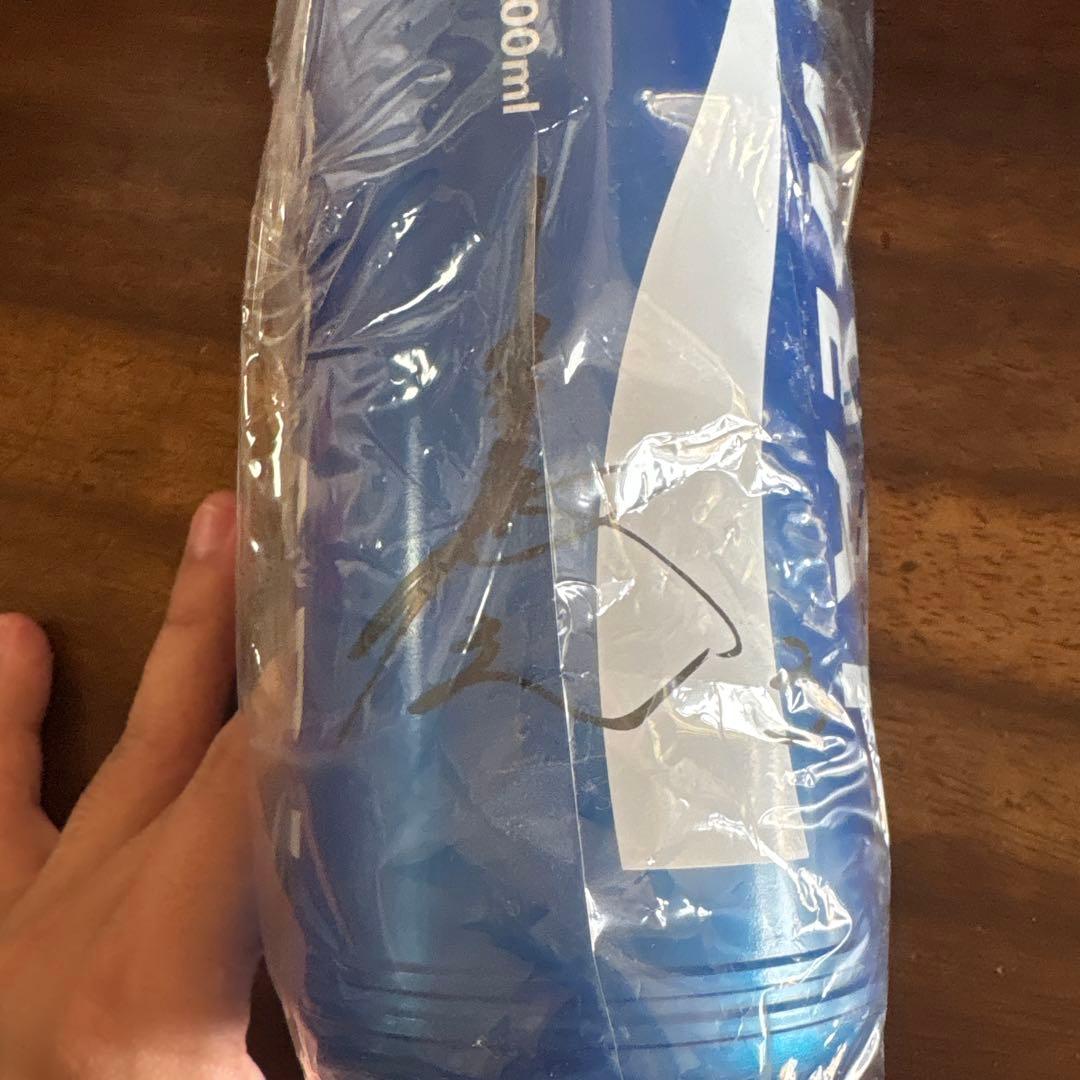 POCARI SWEAT 500ml 水筒青元プロ野球選手中島裕之選手サイン入り