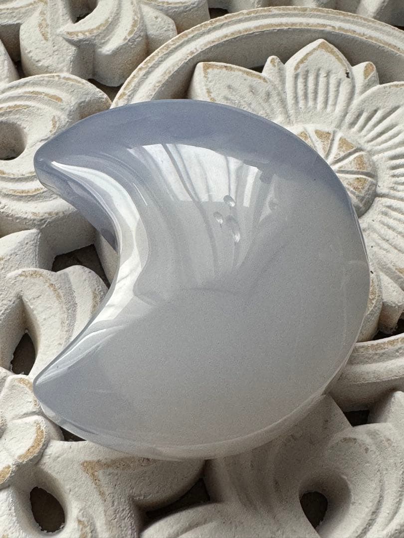 癒しのブルーカルセドニームーン⭐︎ミルキーブルーのやさしい輝き◎