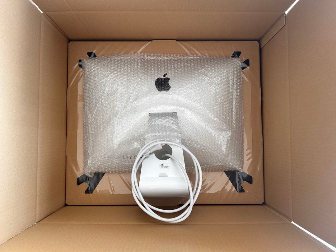 【トラックパッド/キーボード付】iMac 2019 4K 21.5 SSD256
