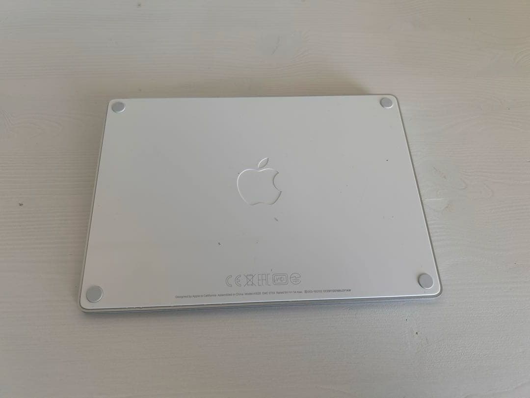 【トラックパッド/キーボード付】iMac 2019 4K 21.5 SSD256