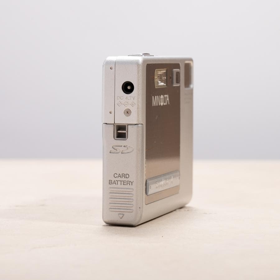 【スマホ転送OK】MINOLTA DIMAGE X シルバー 動作確認済み