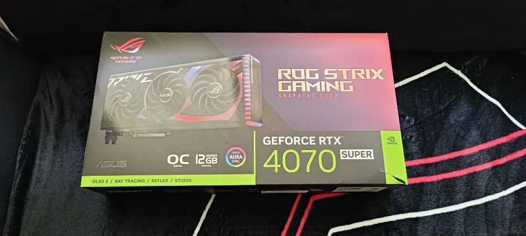 グラフィックボード・グラボ・ビデオカード ROG STRIX GeForce RTX 4070 Super OC 12GB