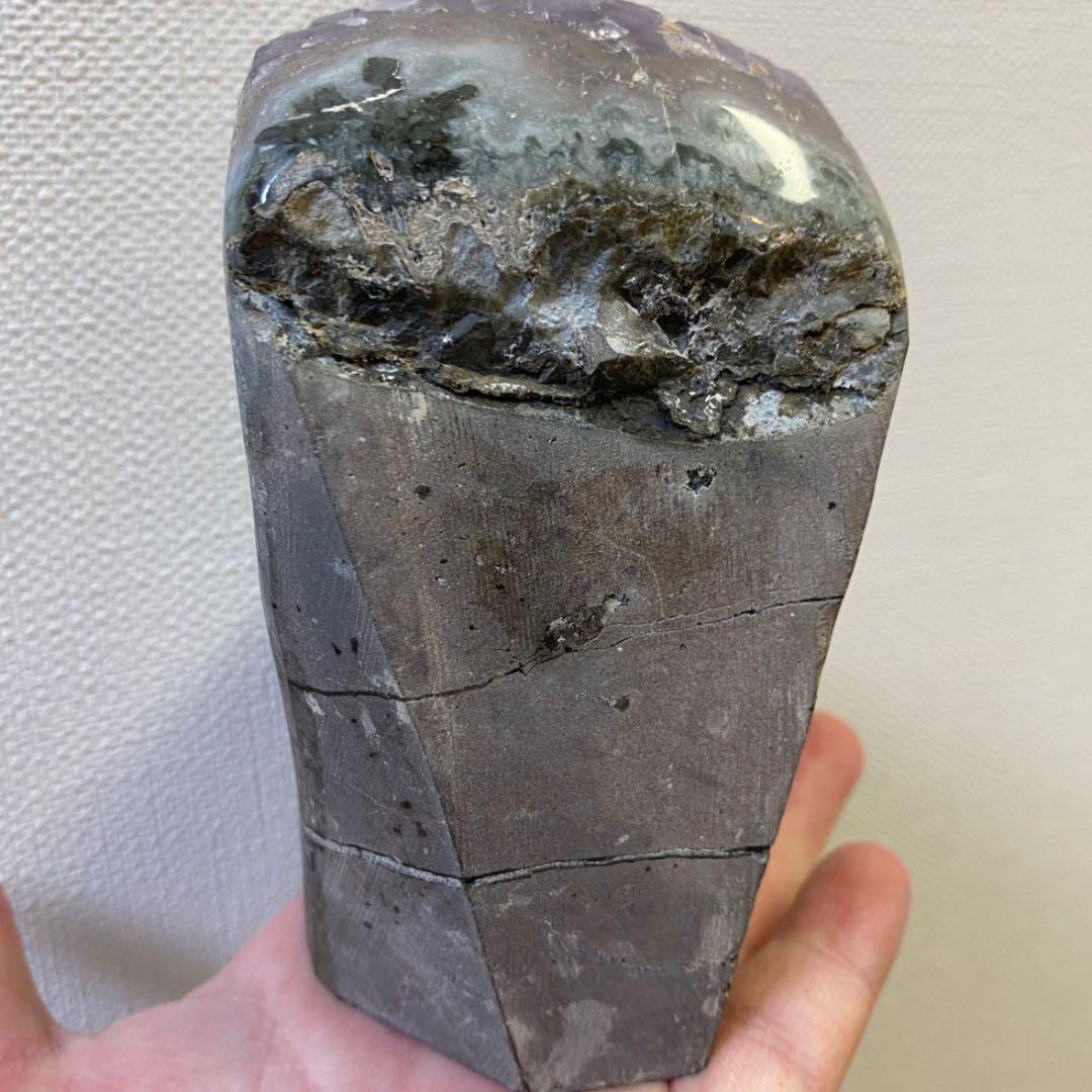 絶品❗️濃紫の煌めき☆キラキラ☆アメジストクラスター　パワーストーン天然石A429