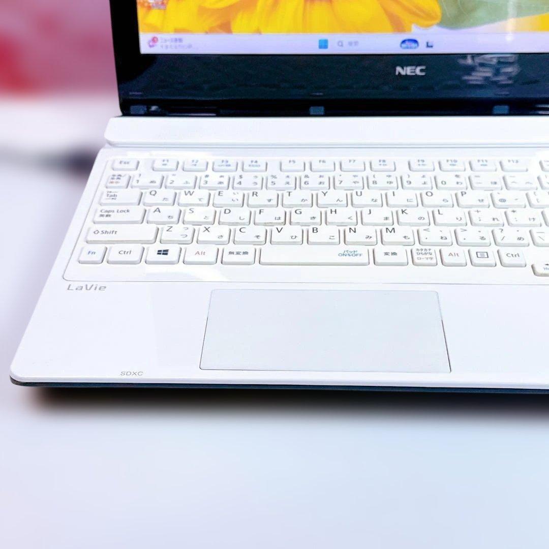 新品爆速SSD✨windows11 カメラ ノートパソコン オフィス 薄型