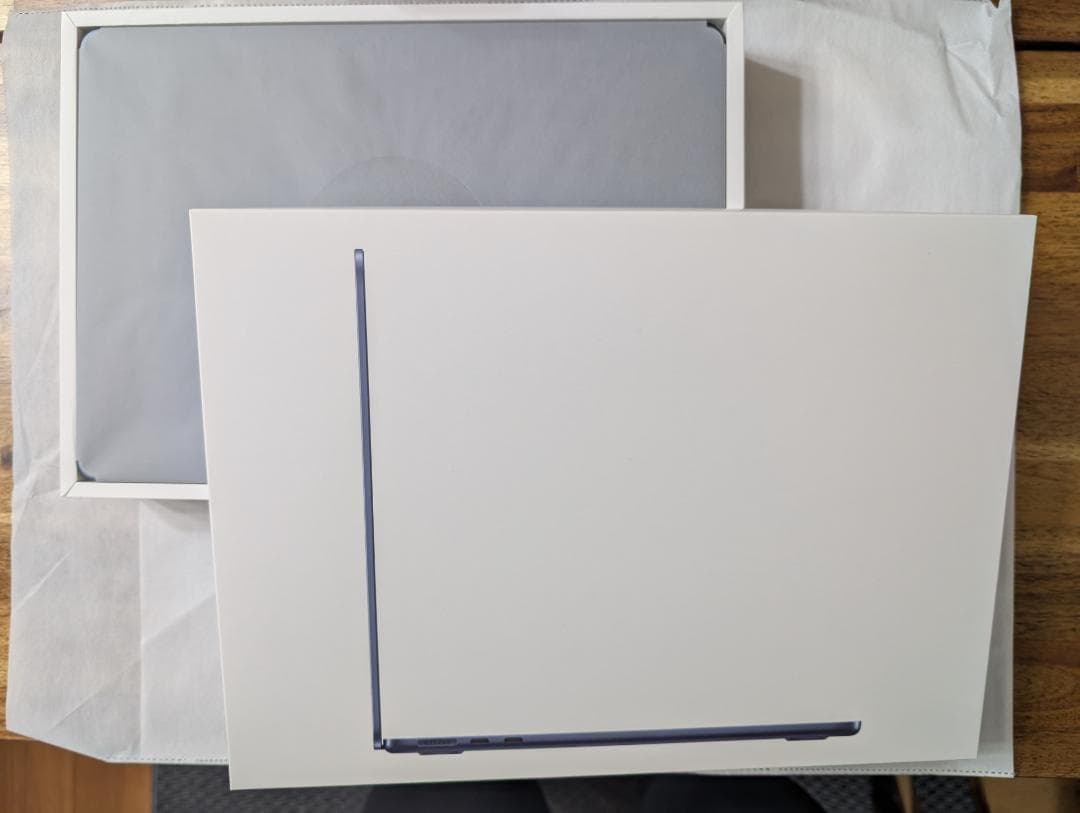 MacBook本体 MacBook Air (M2 2022) 24GB 1TB