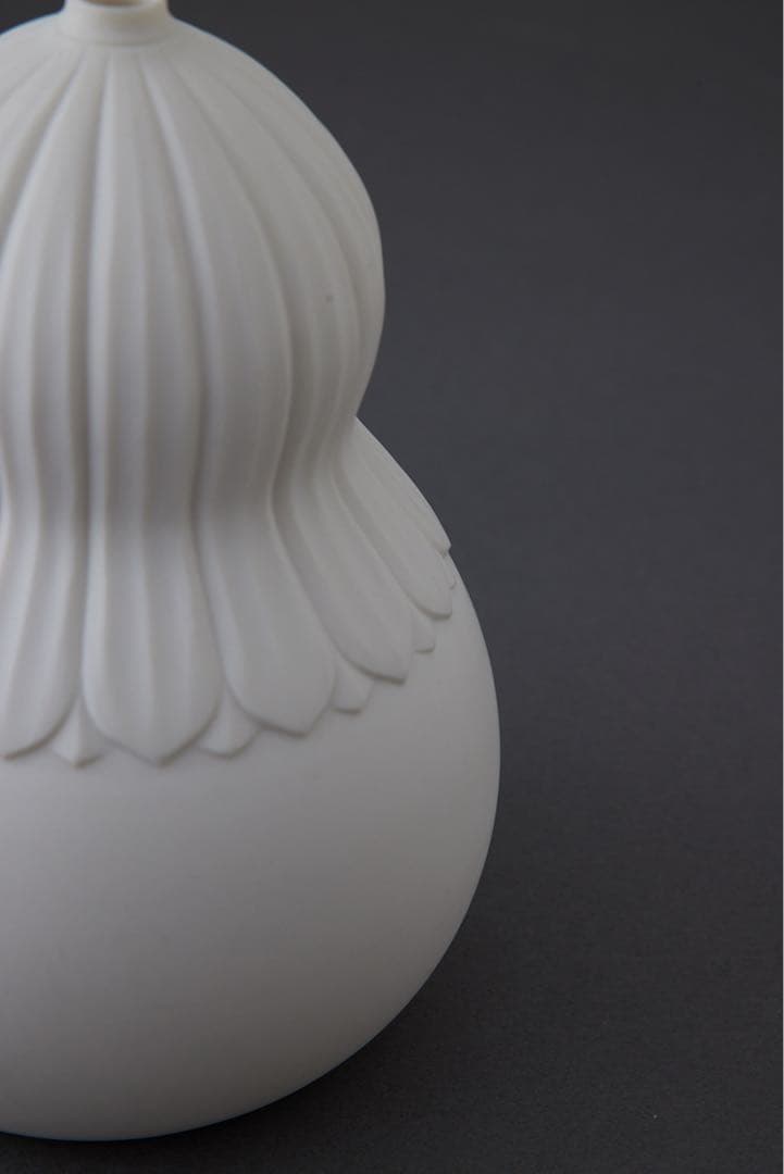 陶芸家　若杉聖子　花瓶