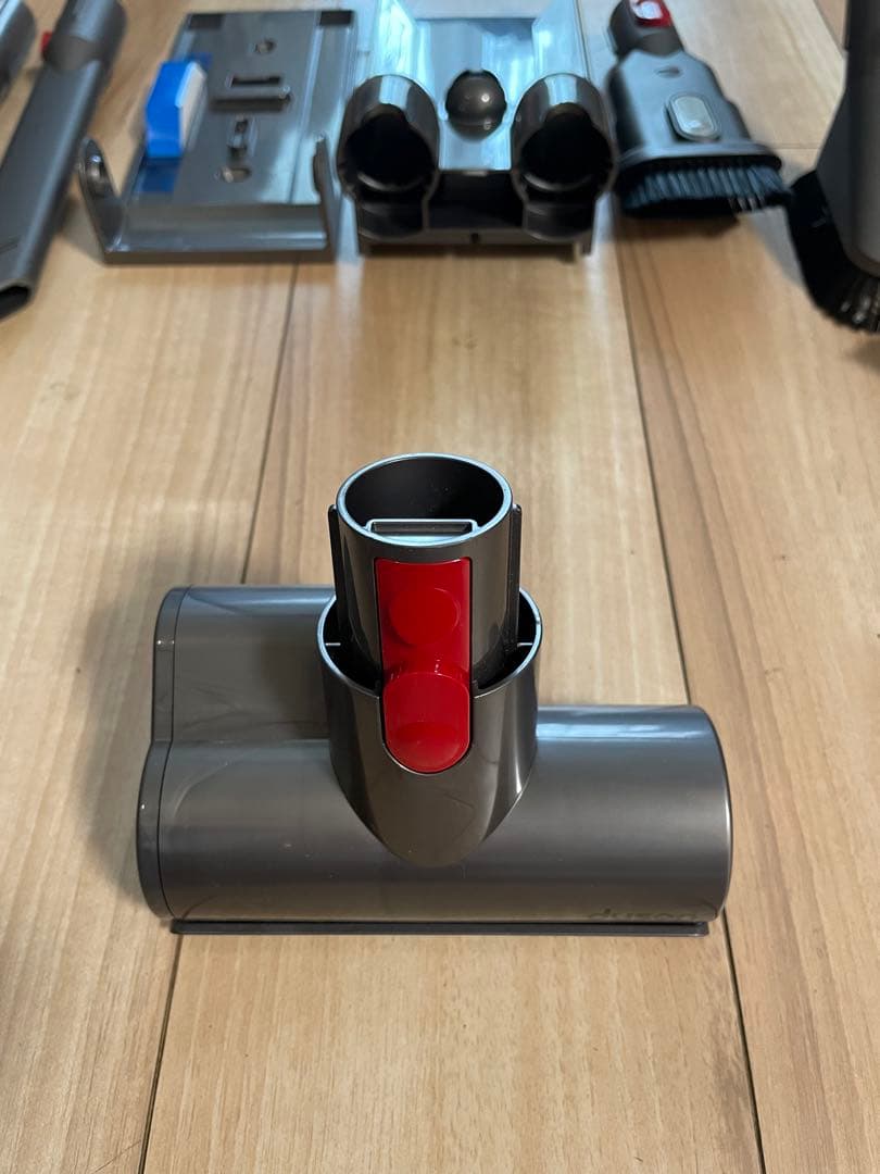ダイソン掃除機ヘッド2種•アタッチメント•V11アブソリュートプロ　型式SV14