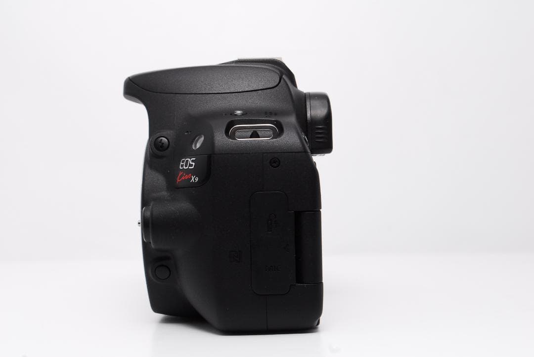 MM ✨美品 Wi-Fi搭載機✨Canon EOS Kiss X9レンズ