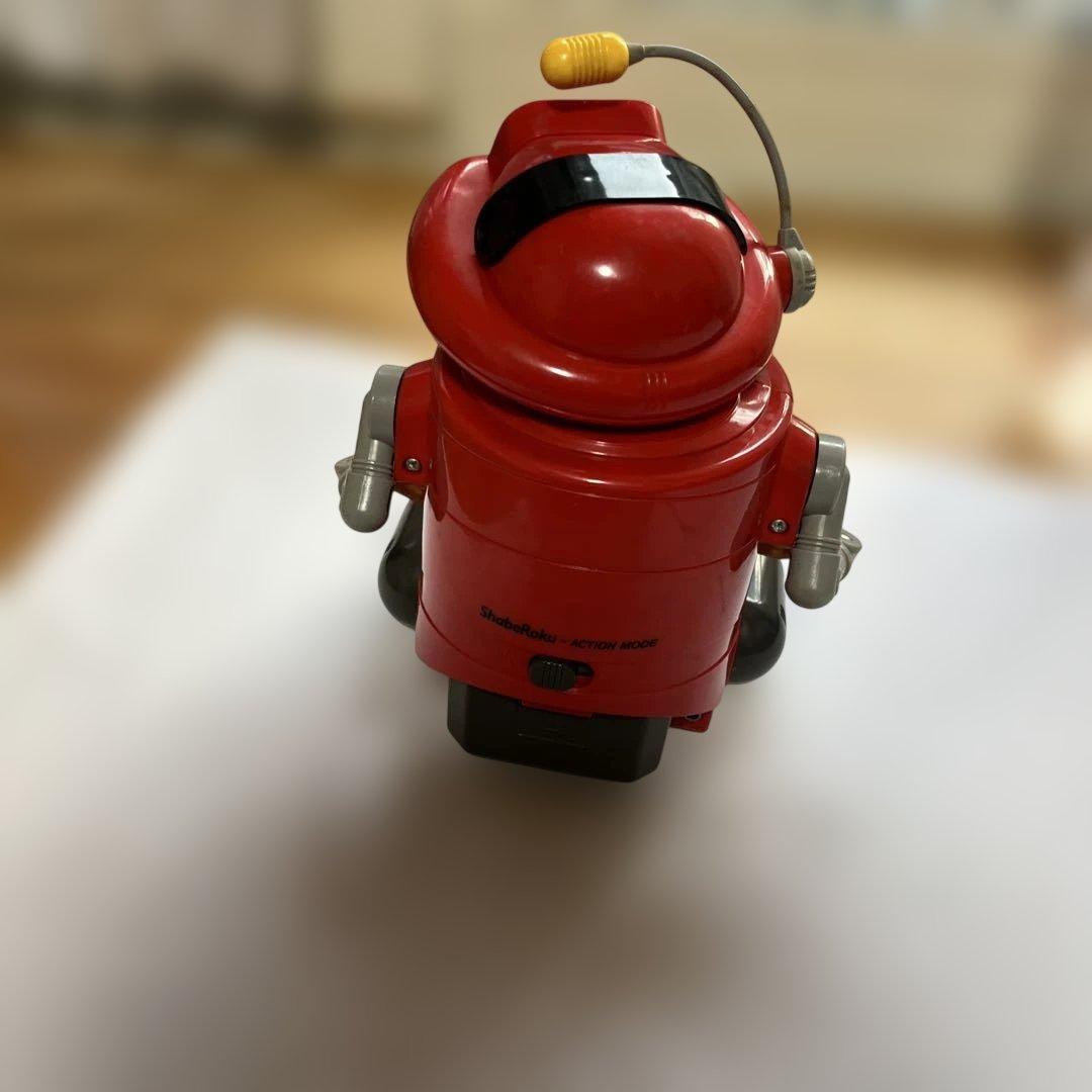 TOMY Shabekuro 赤いロボット