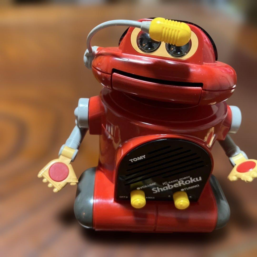 TOMY Shabekuro 赤いロボット