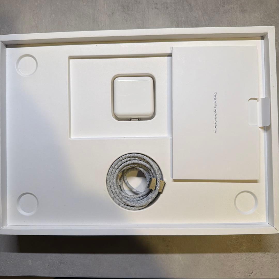 Apple MacBook Air M2 スペースグレイ 16GB 256GB