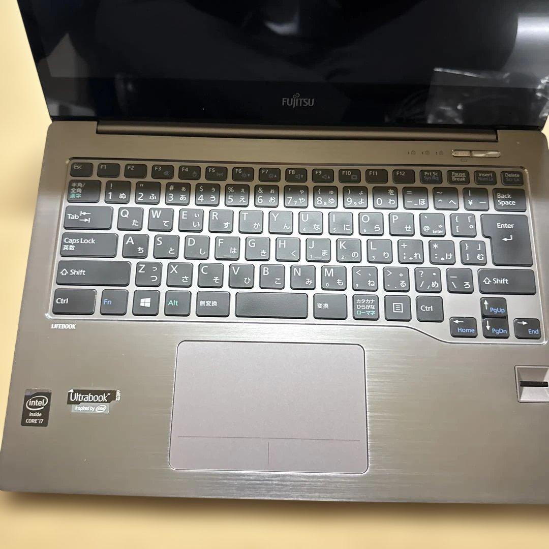 ノートpc FUJITSU LIFEBOOK WU1/M FMVWMU1N57