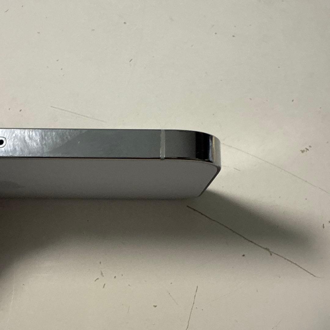 Apple iPhone 14 Pro シルバー 本体　128GB