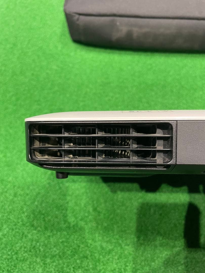 EPSON EB-1795F プロジェクター