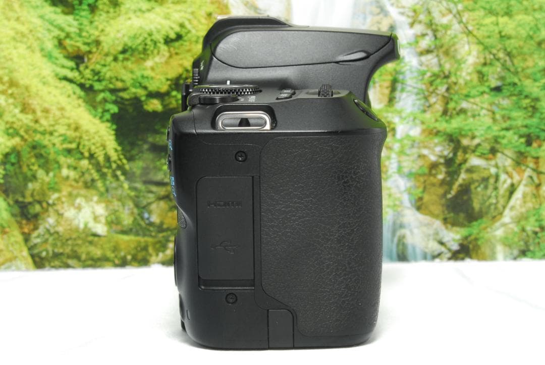 ✨高性能でコンパクト✨Canon Kiss X10✨Wレンズセット✨WiFi対応