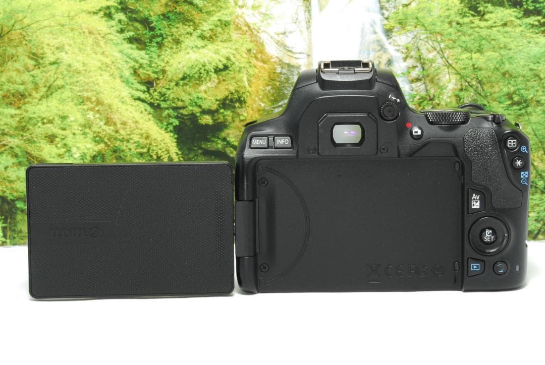 ✨高性能でコンパクト✨Canon Kiss X10✨Wレンズセット✨WiFi対応