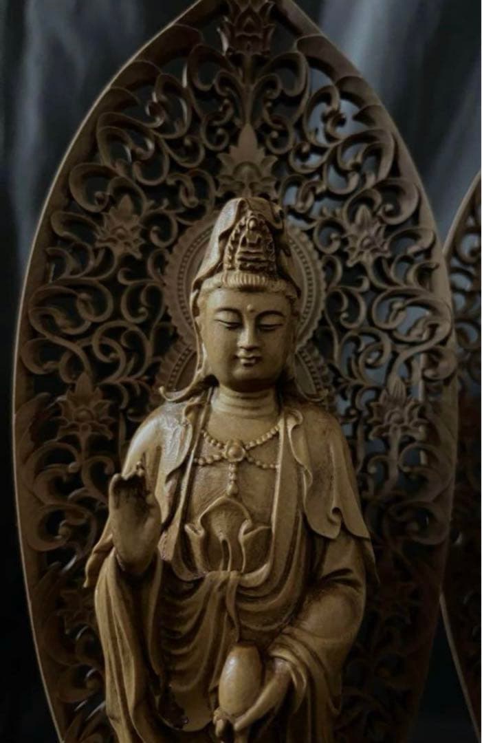 n*i様 総柘植材　仏教工芸品　時代彫刻　一刀彫　極上彫　木彫仏像　阿弥陀如来三