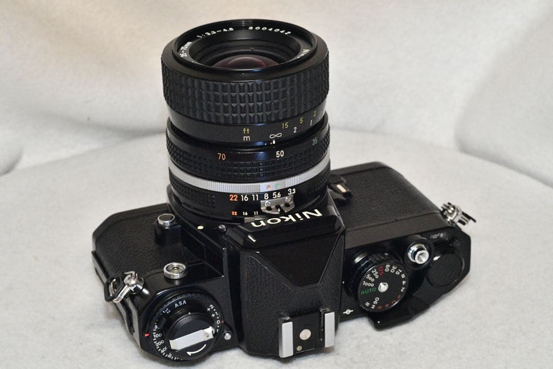 【動作品】Nikon FE + zoomレンズ一眼レフ