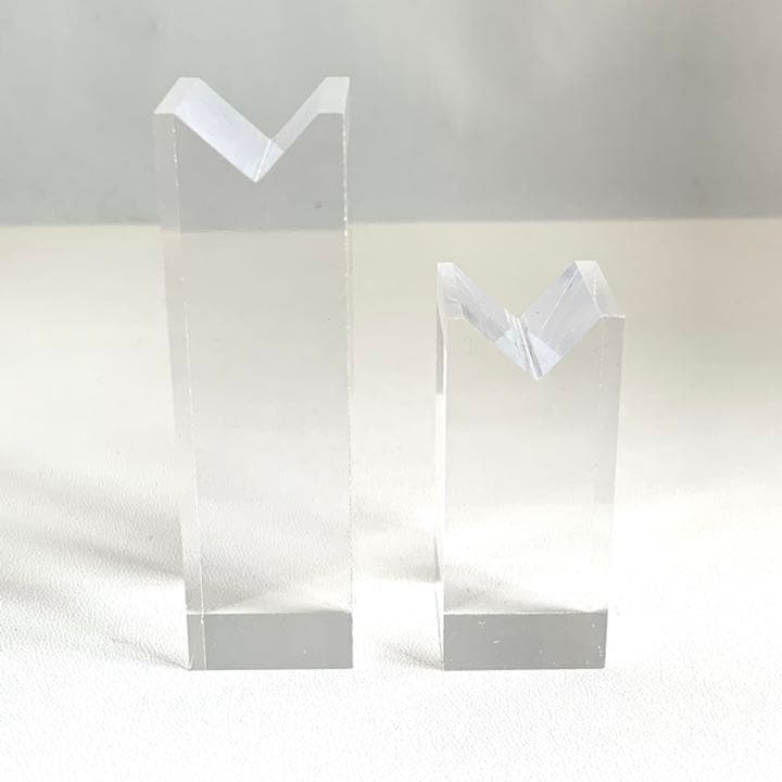 アクリル製　ブレスレットホルダー　2個セット