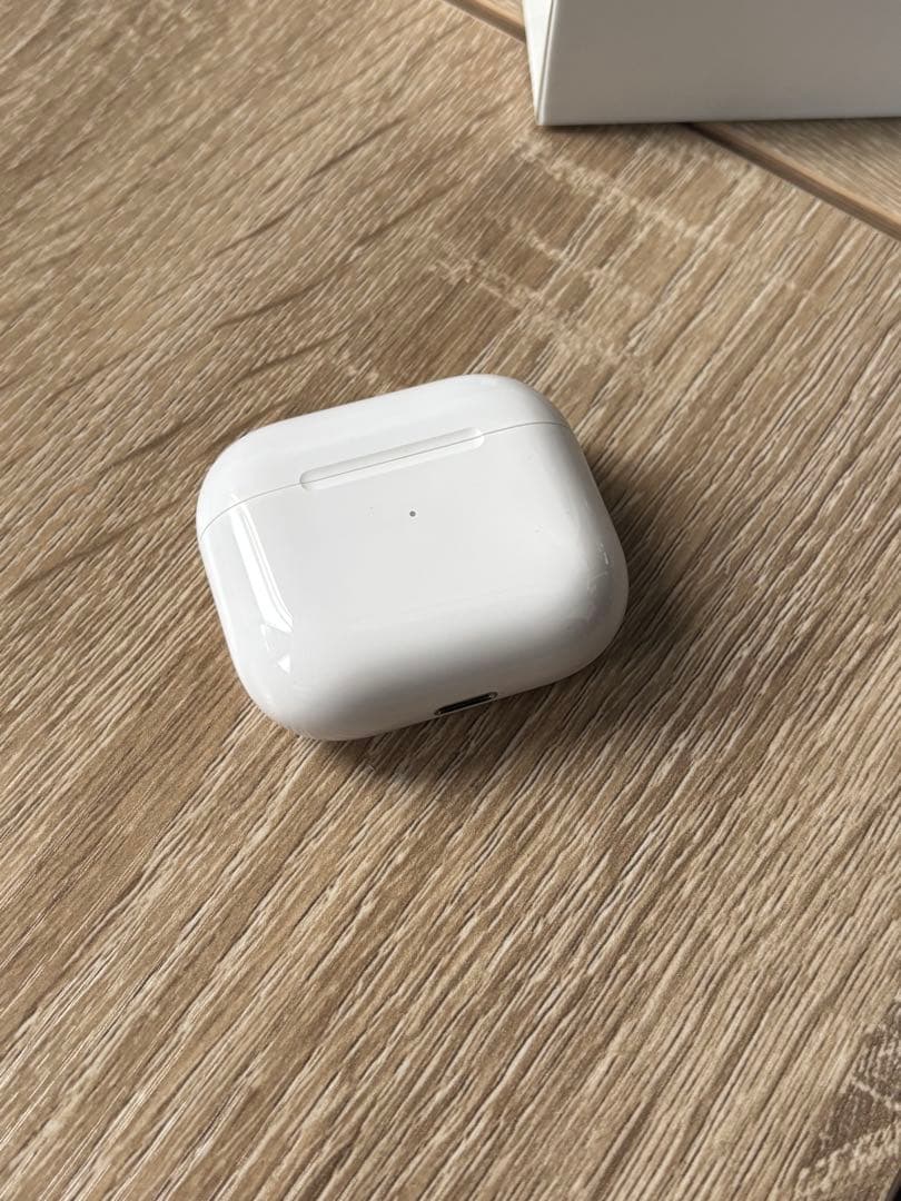 【Nobuo】Apple AirPods 第三世代 本体