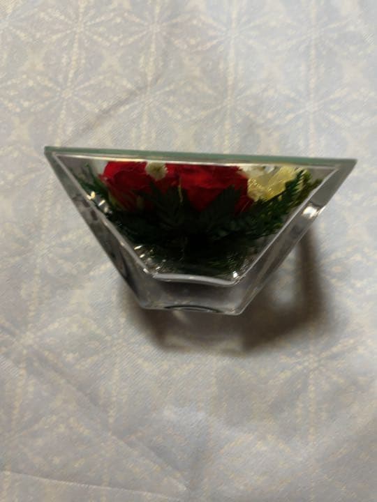 新品、高級ドライフラワーガラスケース入り　定価2万円位プレゼント