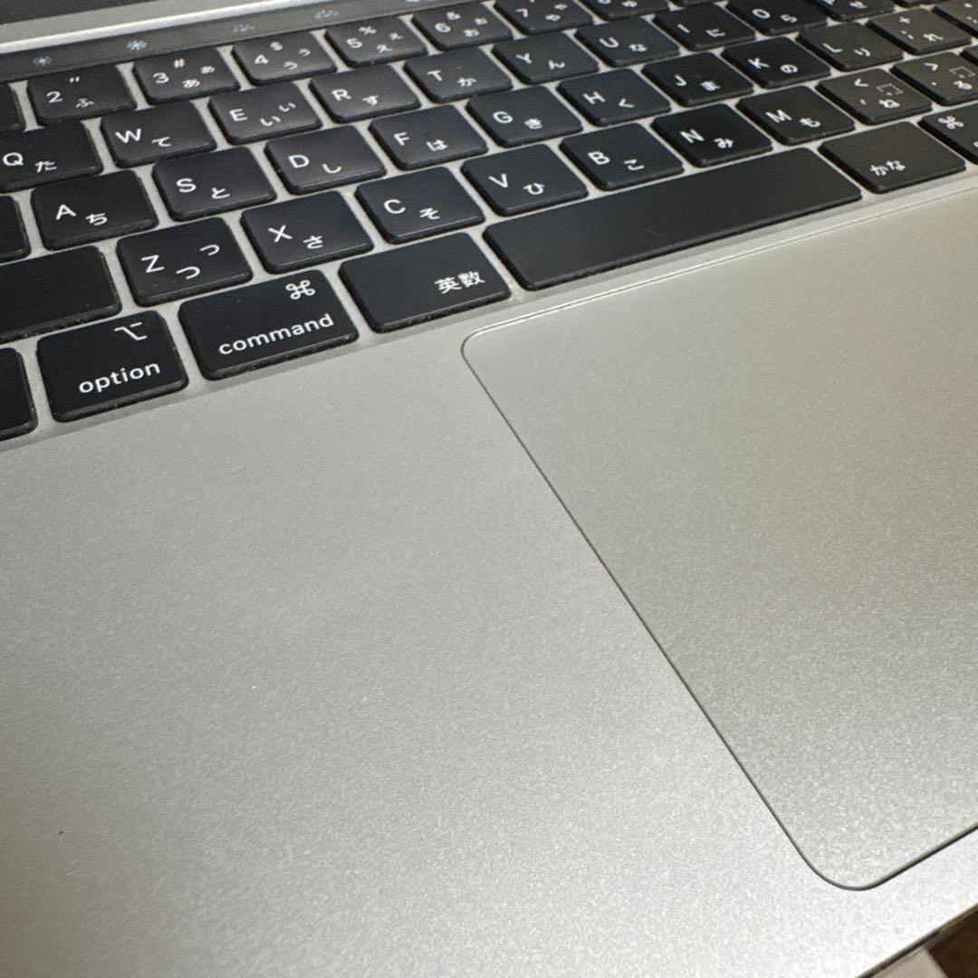 MacBook Pro 13.3インチ M1 2020 8G / 512￼G