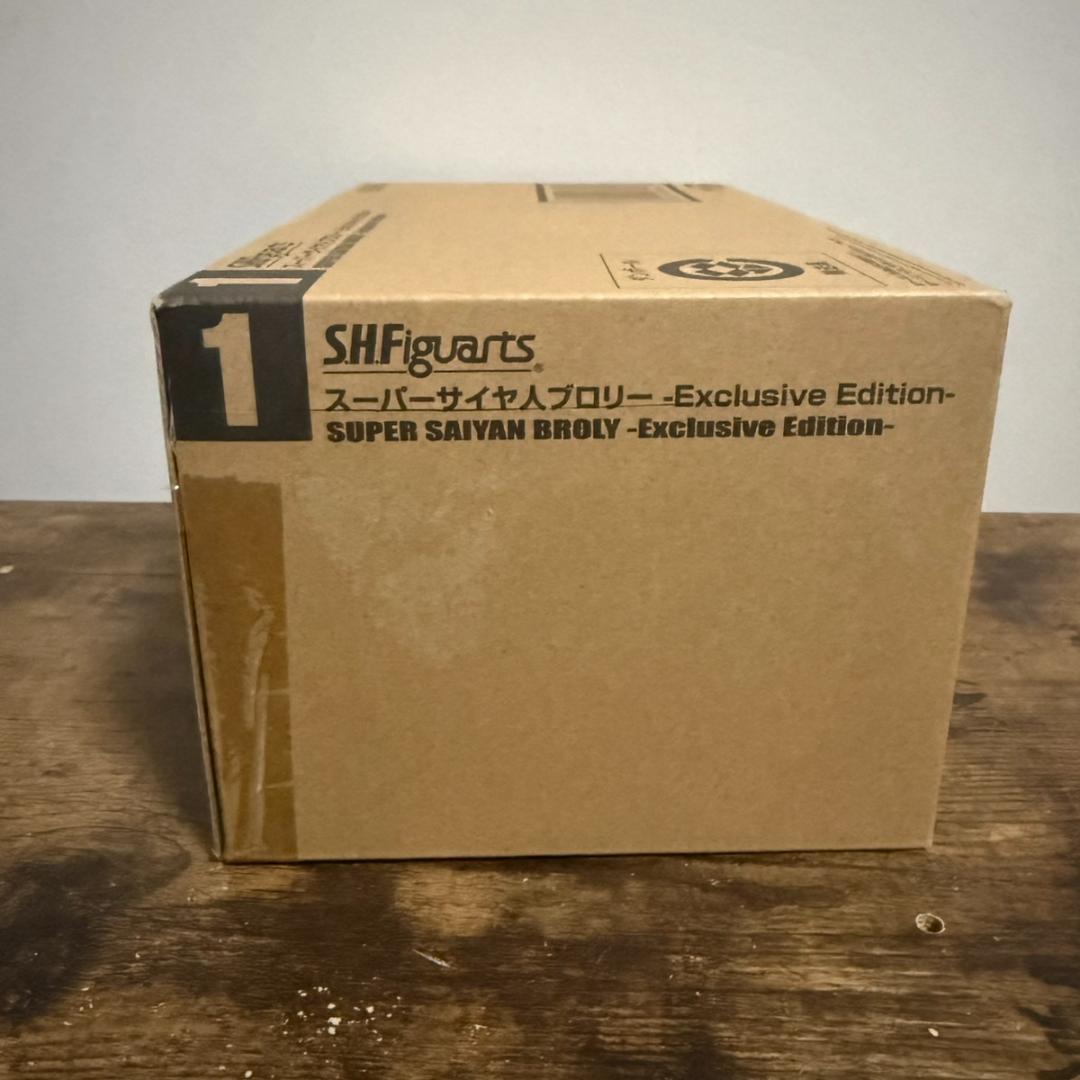 BANDAI NYCC 2022 S.H.Figuarts ブロリー 新品未開封