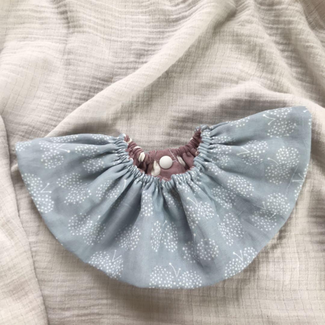 再販★あずきミルクドット×グレーちょうちょ★ ハンドメイド　リバーシブル　スタイ