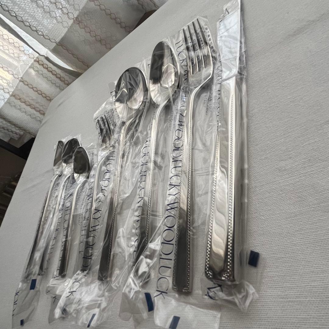 ラッキーウッド ロマンス 18-12 ディナーカトラリー スプーン フォーク