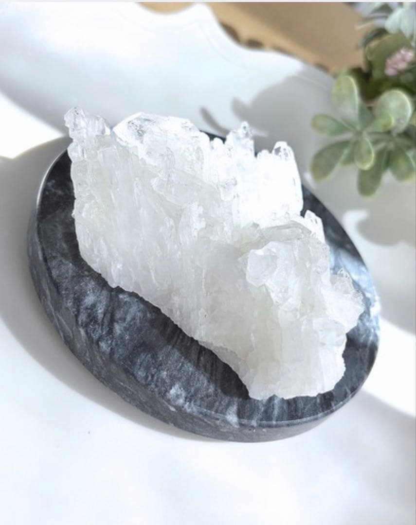 ファーデンクォーツクラスター 天然石 水晶 パワーストーン〈2801320〉