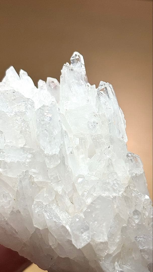 ファーデンクォーツクラスター 天然石 水晶 パワーストーン〈2801320〉