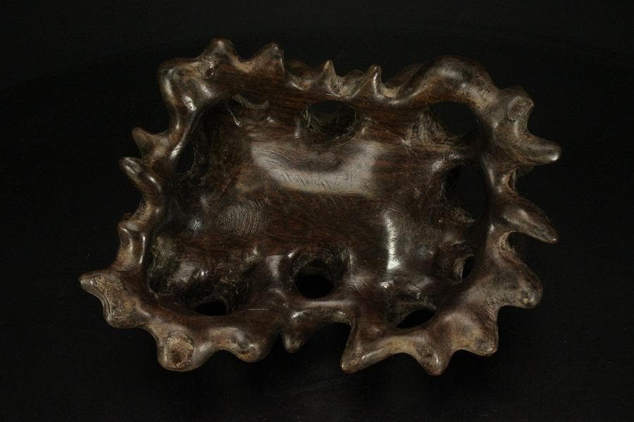 霊璧石 根木台 鑑賞石 中国美術 盆石 太湖石(ZE778)