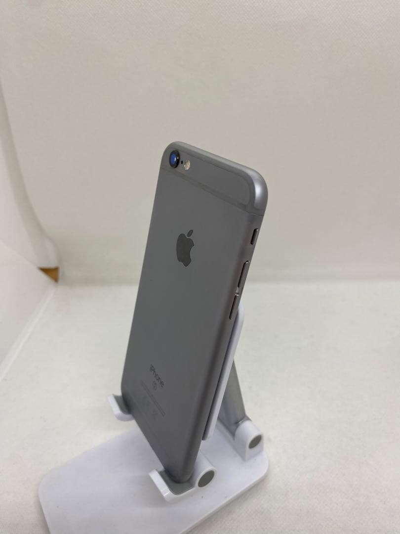 iPhone 6s 32GB SIMフリー　55680