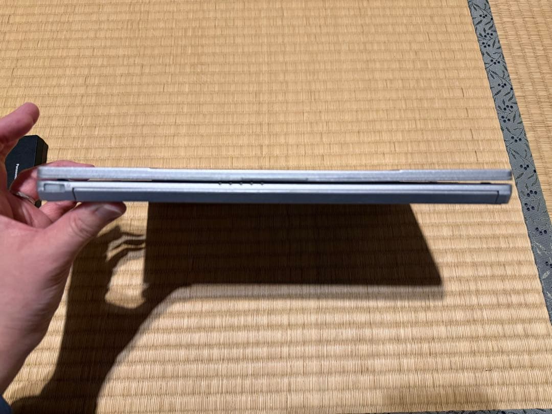 レッツノートCF-QV i5-10310U 16GB SSD256GB