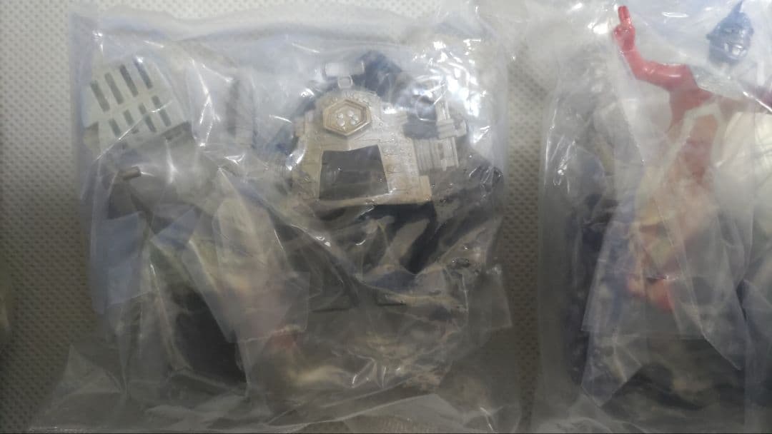 ウルトラ怪獣名鑑他　シークレット含む