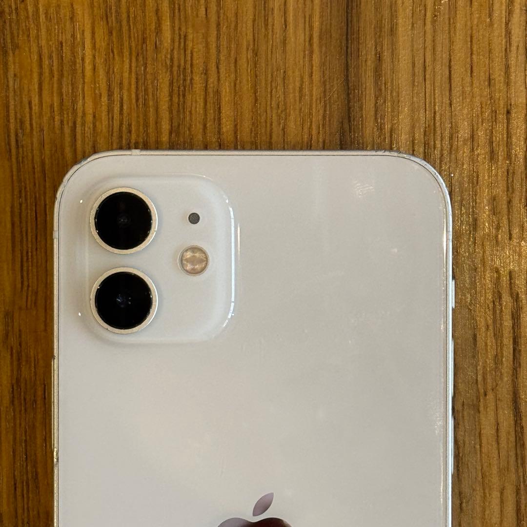 Apple iPhone 12 ホワイト本体のみ
