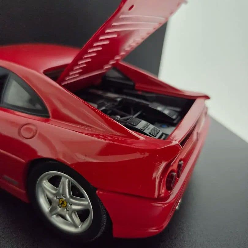ミニカー hotwheel Ferrari f355 1/18