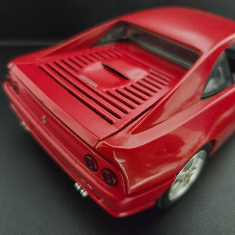 ミニカー hotwheel Ferrari f355 1/18