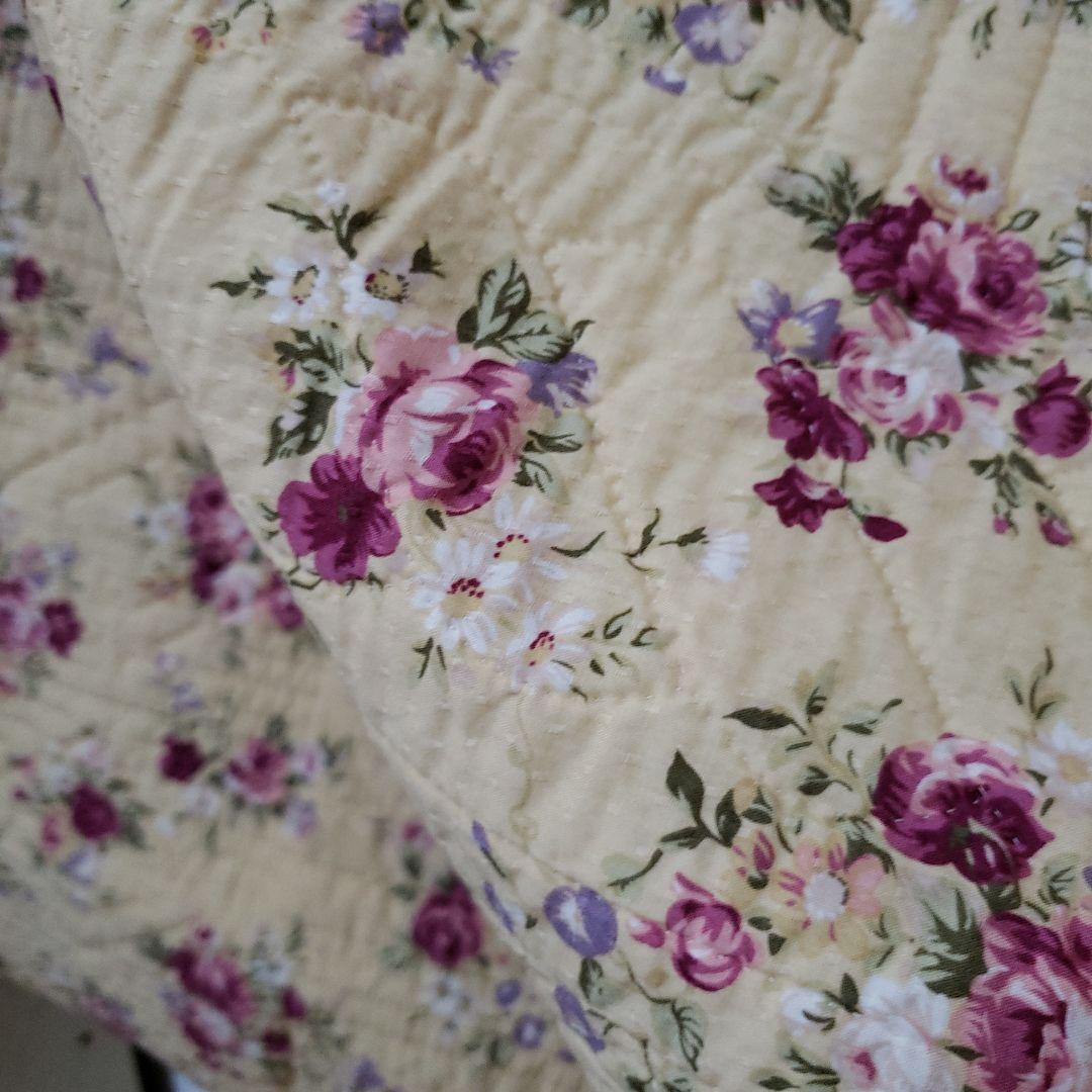 ❣️パッチワークキルト　ベッドカバー　　シックな風合い❣️