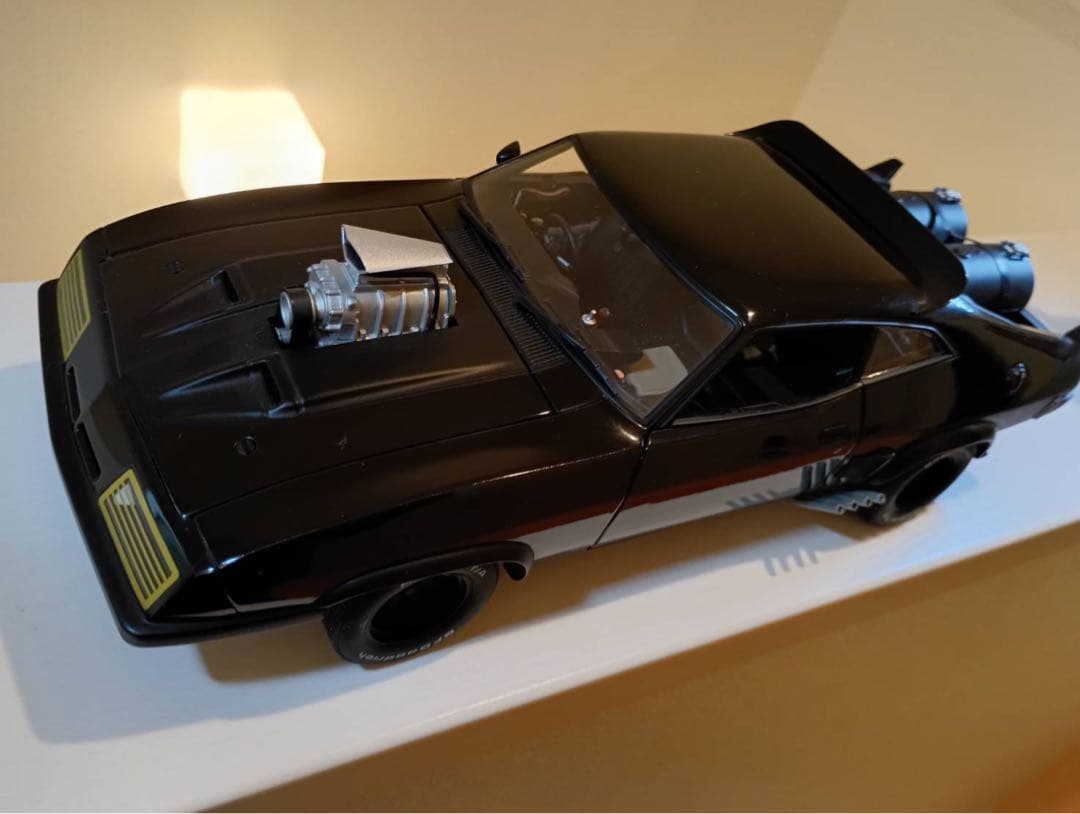 AUTO art. 1:18 マッドマックス2 インターセプター