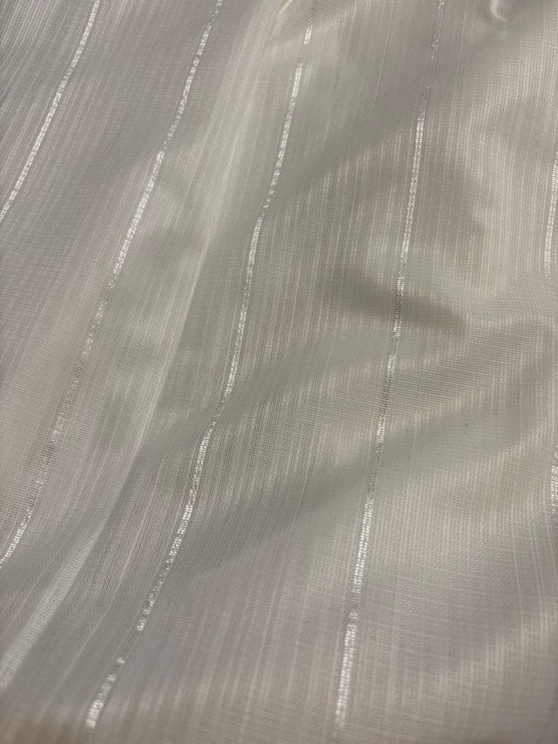 カーテン　オフホワイト（ラメあり）