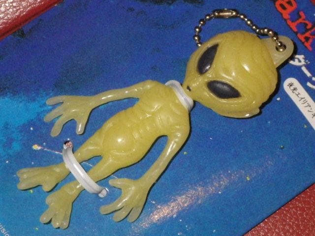 90’S★宇宙人★キーホルダー★35★夜光★エイリアン★UFO★フィギュア★人形