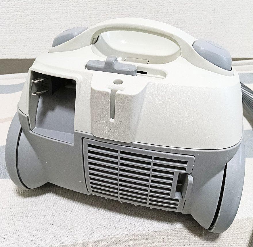 送料無料　2021年製　TWINBIRD　サイクロン掃除機　紙パック使用不要